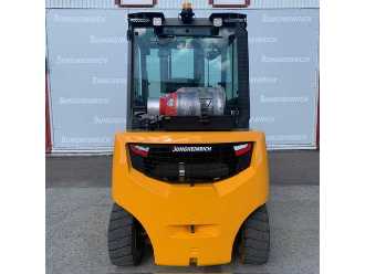 Used Forklift Truck JUNGHEINRICH TFG 540s 4000 ZT 2200mm SS+POS GAS VIERRADFRONTSTAPLER (12818802)