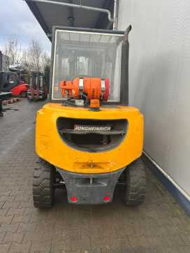 Used Forklift Truck JUNGHEINRICH TFG 540s GAS VIERRADFRONTSTAPLER (13021849)