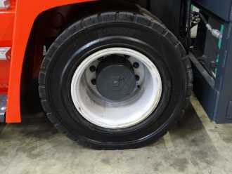 Used Forklift Truck KALMAR DCE120-6 DIESEL VIERRADFRONTSTAPLER (13007874)