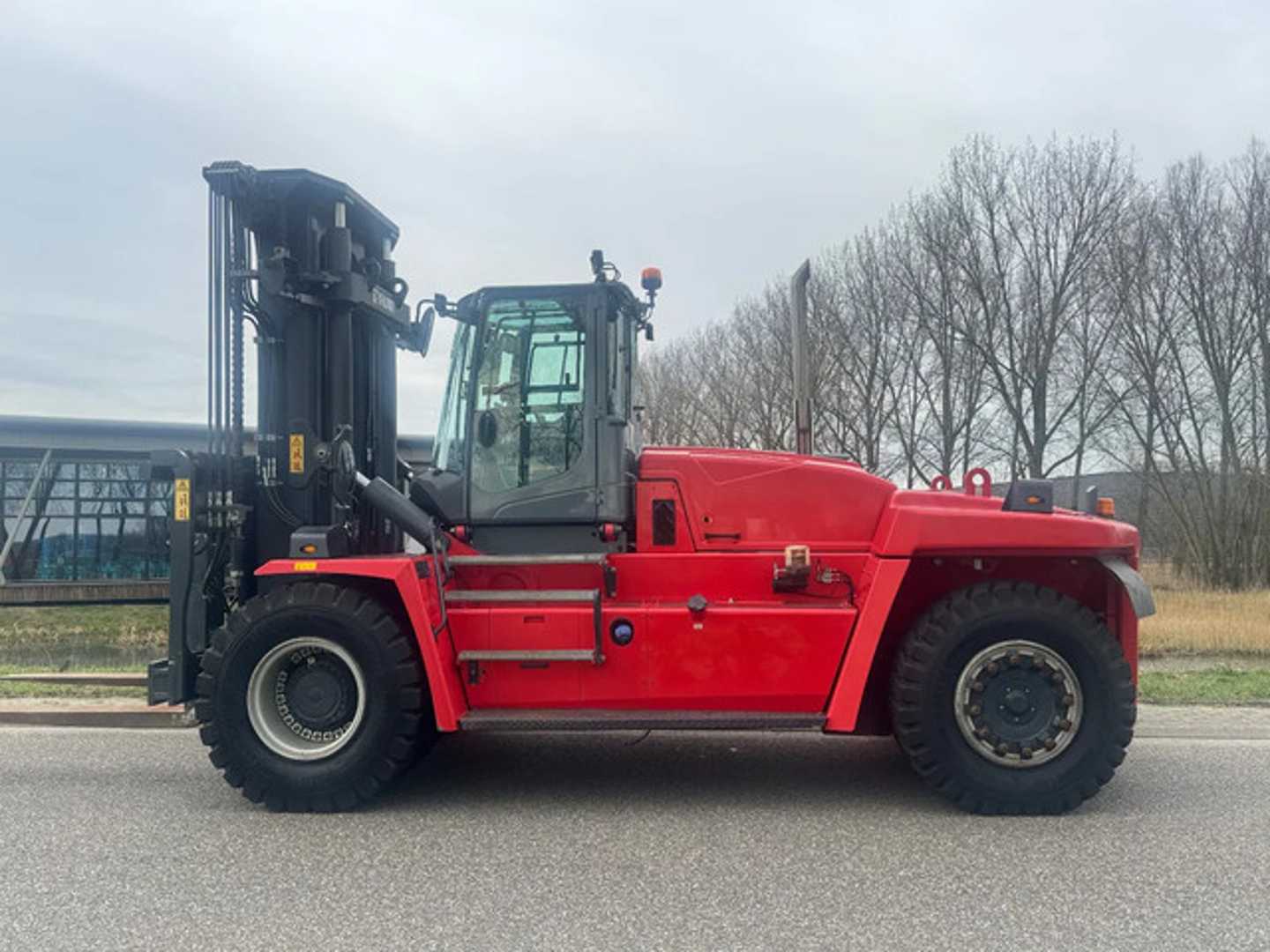 Used Forklift Truck KALMAR DCG220-12LB DIESEL VIERRADFRONTSTAPLER (13057012)