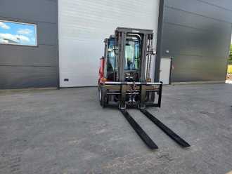 Used Forklift Truck KALMAR ECG80-6 ELEKTRO VIERRADFRONTSTAPLER (13040703)