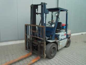 Used Forklift Truck KOMATSU FG 30 T -11E GAS VIERRADFRONTSTAPLER (13031988)