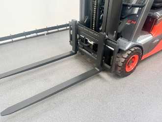 Used Forklift Truck LINDE 386 E 14-02 ELEKTRO VIERRADFRONTSTAPLER (13005192)