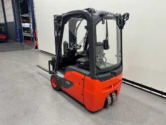 Used Forklift Truck LINDE 386 E 14-02 ELEKTRO VIERRADFRONTSTAPLER (13018008)