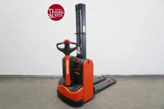 Used Forklift Truck LINDE D 08 M ION 1162-00 ELEKTRO HOCHHUBWAGENDEICHSEL (13026280) backdrop