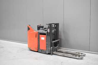 Used Forklift Truck LINDE D 12 SP /58873/ ELEKTRO HOCHHUBKOMMISSIONIERER (13074567) backdrop