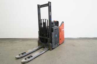 Used Forklift Truck LINDE D 12 SP ION 133 ELEKTRO HOCHHUBWAGENFAHRERSTAND (12991534)