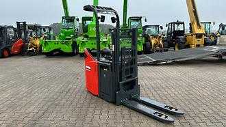 Used Forklift Truck LINDE D 12 SP , Linde Refurbished ELEKTRO MITTELHUBKOMMISSIONIERER (13074629)