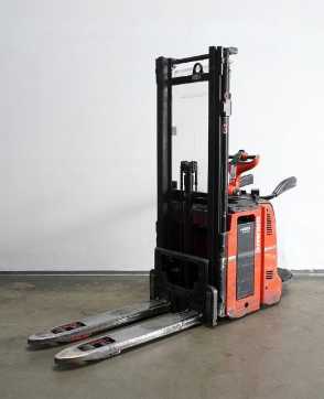 Used Forklift Truck LINDE D 14 AP 133 ELEKTRO HOCHHUBWAGENFAHRERSTAND (13063120)