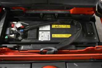 Used Forklift Truck LINDE D 14 ION 133-01 ELEKTRO HOCHHUBWAGENFAHRERSTAND (13041713)