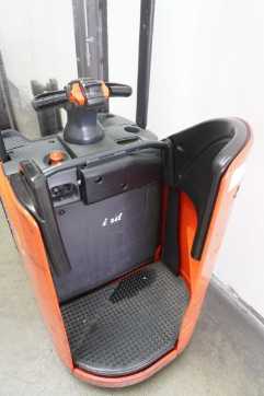 Used Forklift Truck LINDE D 14 SP 133 ELEKTRO HOCHHUBWAGENFAHRERSTAND (13058477)