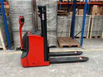 Used Forklift Truck LINDE D08 ELEKTRO HOCHHUBWAGENDEICHSEL (13067336)