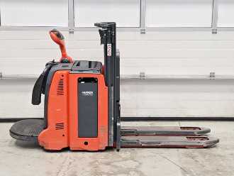 Used Forklift Truck LINDE D12 AP ELEKTRO HOCHHUBWAGENDEICHSEL (13058624)