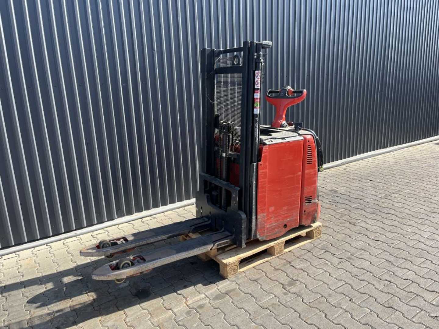 Used Forklift Truck LINDE D12AP ELEKTRO HOCHHUBWAGENDEICHSEL (13068306)