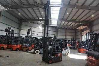 Used Forklift Truck LINDE E 12-02 - 2021er - 3.556 Stunden ELEKTRO DREIRADFRONTSTAPLER (13072082)