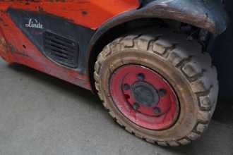 Used Forklift Truck LINDE E 14 EVO 386-02 ELEKTRO DREIRADFRONTSTAPLER (13046104)