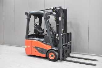 Used Forklift Truck LINDE E 16 C - 02 /57271/ ELEKTRO DREIRADFRONTSTAPLER (13036135) backdrop