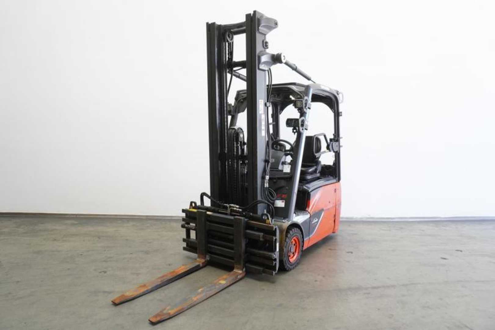 Used Forklift Truck LINDE E 16 EVO 386-02 ELEKTRO DREIRADFRONTSTAPLER (13067931)