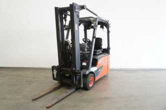 Used Forklift Truck LINDE E 16 EVO 386-02 ELEKTRO DREIRADFRONTSTAPLER (13068349) backdrop