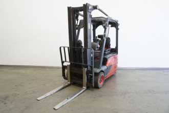 Used Forklift Truck LINDE E 16 EVO 386-02 ELEKTRO DREIRADFRONTSTAPLER (13071109) backdrop