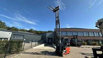 Used Forklift Truck LINDE E 16 P-02 ELEKTRO VIERRADFRONTSTAPLER (13066231)