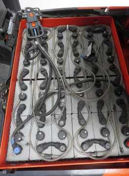Used Forklift Truck LINDE E 16 PH EVO 386-02 ELEKTRO VIERRADFRONTSTAPLER (13063135)