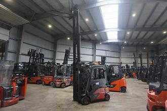 Used Forklift Truck LINDE E 16P - Triplex - 5.761 Stunden ELEKTRO VIERRADFRONTSTAPLER (13063376)