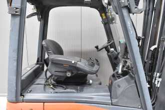 Used Forklift Truck LINDE E 18 - 02 /58693/ ELEKTRO DREIRADFRONTSTAPLER (13075004)