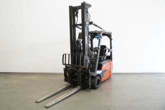 Used Forklift Truck LINDE E 18 EVO 386-02 ELEKTRO DREIRADFRONTSTAPLER (13048456) backdrop