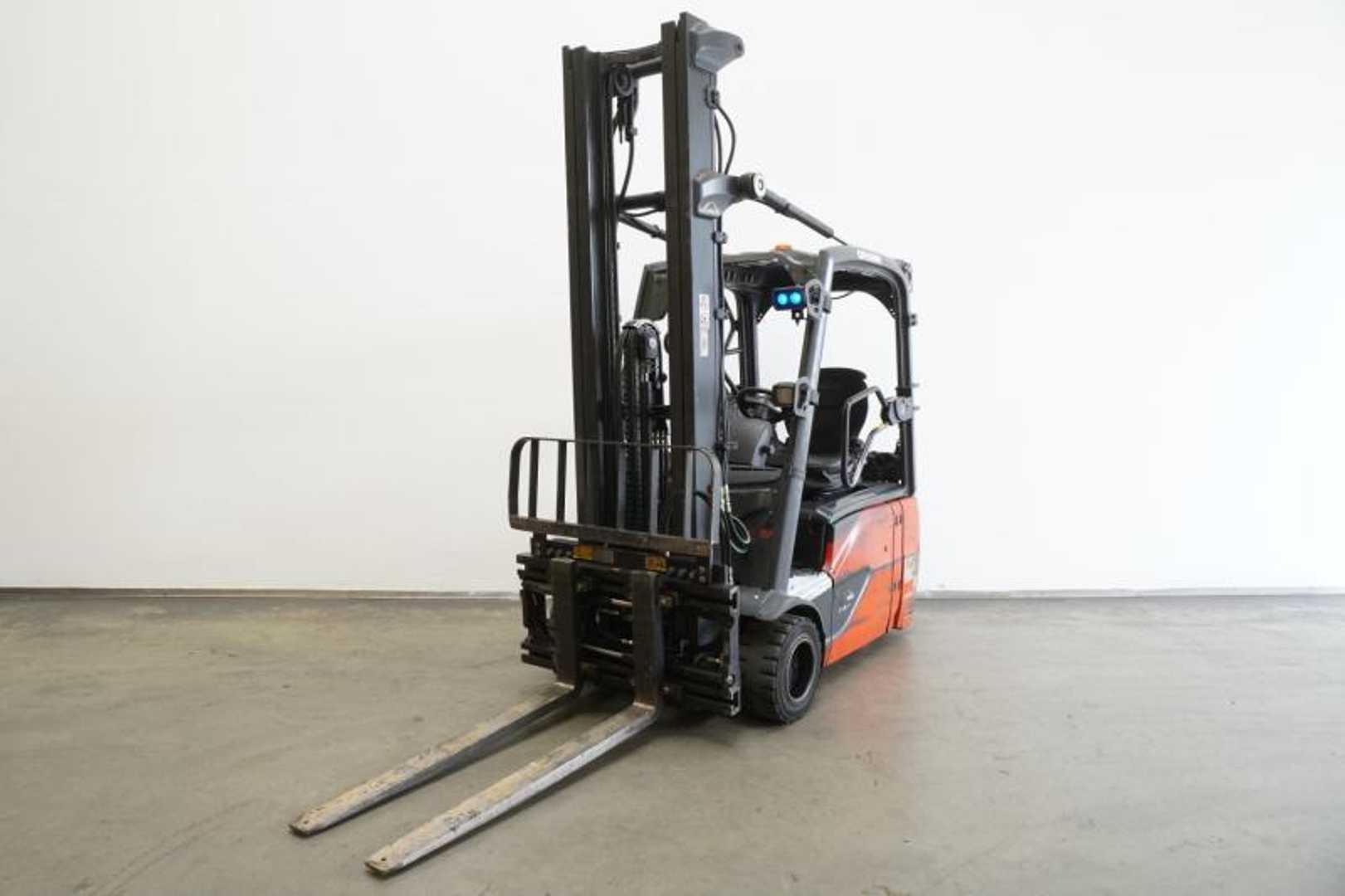 Used Forklift Truck LINDE E 18 EVO 386-02 ELEKTRO DREIRADFRONTSTAPLER (13048456)