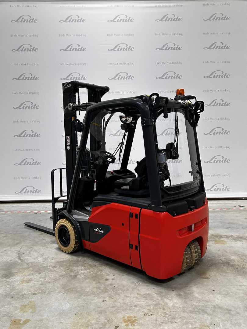 Used Forklift Truck LINDE E 18 EVO ELEKTRO DREIRADFRONTSTAPLER (13069132)