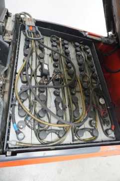 Used Forklift Truck LINDE E 18 L EVO 386-02 ELEKTRO DREIRADFRONTSTAPLER (12975402)