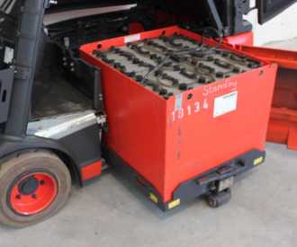 Used Forklift Truck LINDE E 18 L EVO 386-02 ELEKTRO DREIRADFRONTSTAPLER (13053535)