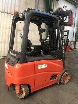 Used Forklift Truck LINDE E-18-PH ELEKTRO VIERRADFRONTSTAPLER (12625017) backdrop