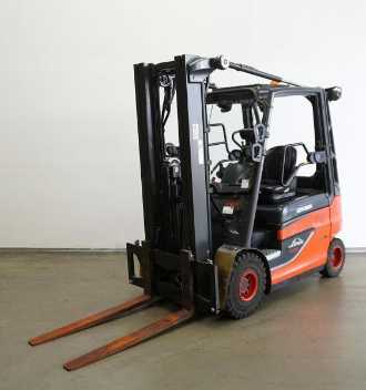Used Forklift Truck LINDE E 20 387 ELEKTRO VIERRADFRONTSTAPLER (13065225) backdrop