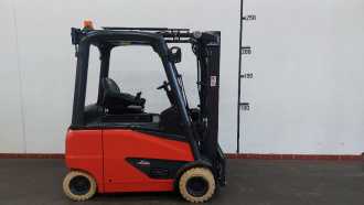 Used Forklift Truck LINDE E 20 PH EVO ELEKTRO VIERRADFRONTSTAPLER (12971049) backdrop