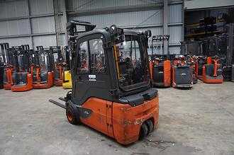 Used Forklift Truck LINDE E 20L-02 - 2023er Batterie ELEKTRO DREIRADFRONTSTAPLER (13076184)