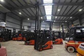 Used Forklift Truck LINDE E 20PH-02 - Triplex - 5.722 Stunden ELEKTRO VIERRADFRONTSTAPLER (13021813)