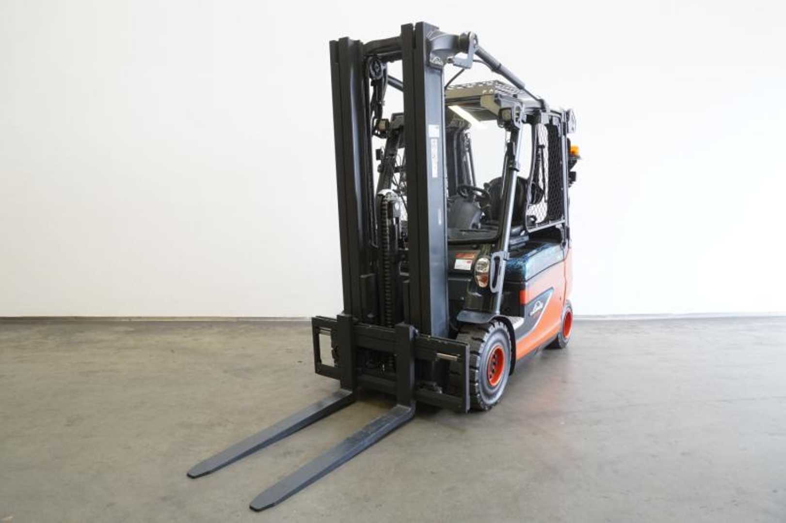 Used Forklift Truck LINDE E 25 ION 387 ELEKTRO VIERRADFRONTSTAPLER (12919244)