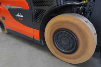 Used Forklift Truck LINDE E 30 ION 1252 ELEKTRO VIERRADFRONTSTAPLER (13015546)