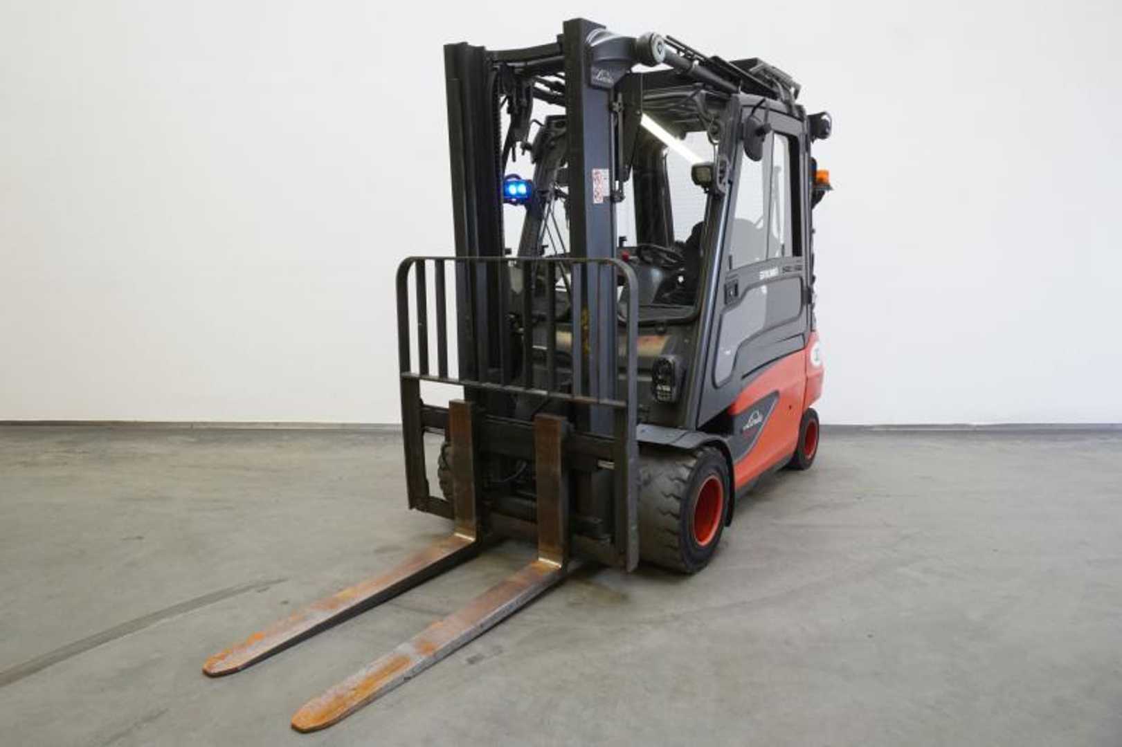 Used Forklift Truck LINDE E 35 L 387 ELEKTRO VIERRADFRONTSTAPLER (13023679)