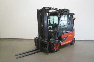Used Forklift Truck LINDE E 45/600 HL 388 ELEKTRO VIERRADFRONTSTAPLER (13004333) backdrop