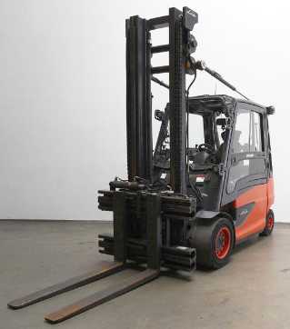 Used Forklift Truck LINDE E 50/600 HL 388 ELEKTRO VIERRADFRONTSTAPLER (12892136) backdrop