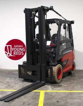 Used Forklift Truck LINDE E 50 HL 388 ELEKTRO VIERRADFRONTSTAPLER (12968837) backdrop