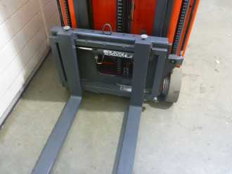Used Forklift Truck LINDE E10 ELEKTRO DREIRADFRONTSTAPLER (13051008)