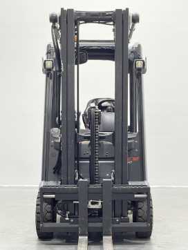 Used Forklift Truck LINDE E12-02-386 ELEKTRO DREIRADFRONTSTAPLER (13070205)