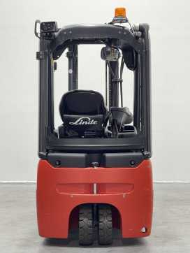 Used Forklift Truck LINDE E12-02-386 ELEKTRO DREIRADFRONTSTAPLER (13070205)