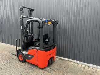 Used Forklift Truck LINDE E12-02 ELEKTRO DREIRADFRONTSTAPLER (13067527)
