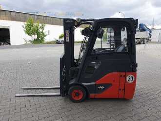 Used Forklift Truck LINDE E14 - 02 / Triplex: 4.00m! / SS / nur 1.777h! ELEKTRO VIERRADFRONTSTAPLER (13024743)