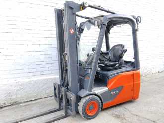 Used Forklift Truck LINDE E14 ELEKTRO DREIRADFRONTSTAPLER (13068568) backdrop